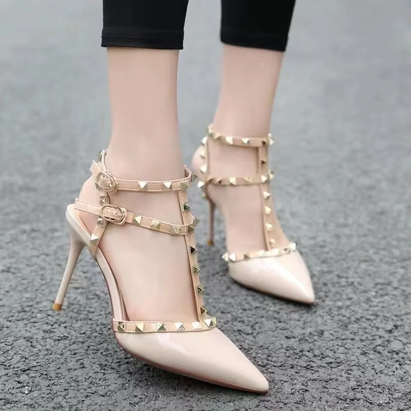 Wholesale 2022 New Big Name Designer Sexy Stiletto Rivet High Heels