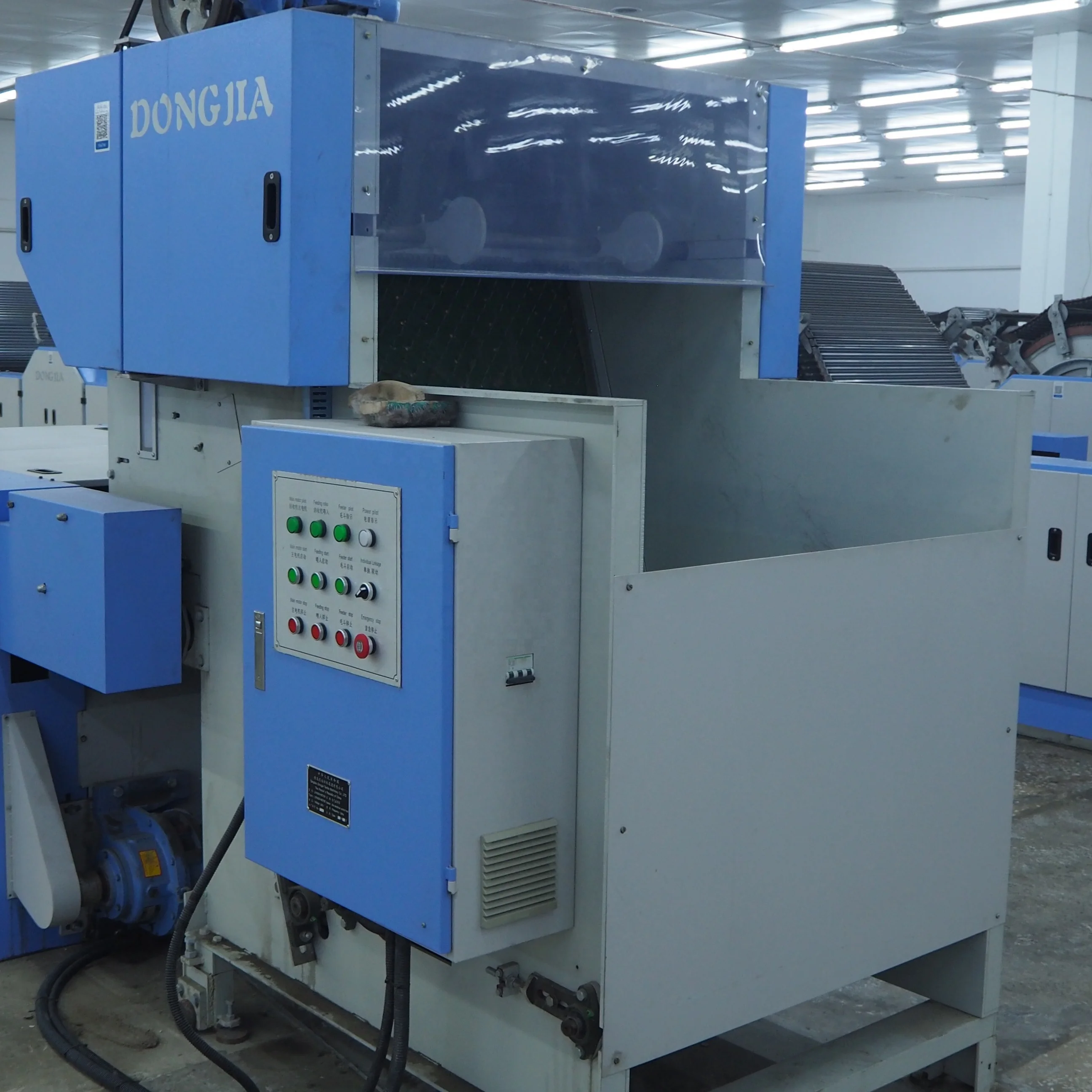 Automatic feeder Hooper wool feeder for cashmere carding machine