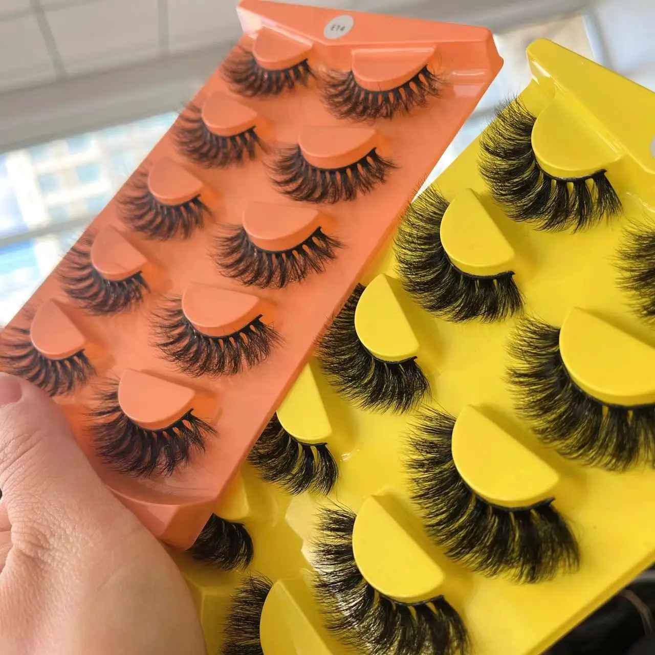 2023 Hongjun Customized Wholesale Cheap Price Fluffy False Eyelashes Natural Lashes Bulk Mink Eyelash Extension Mink Lashes