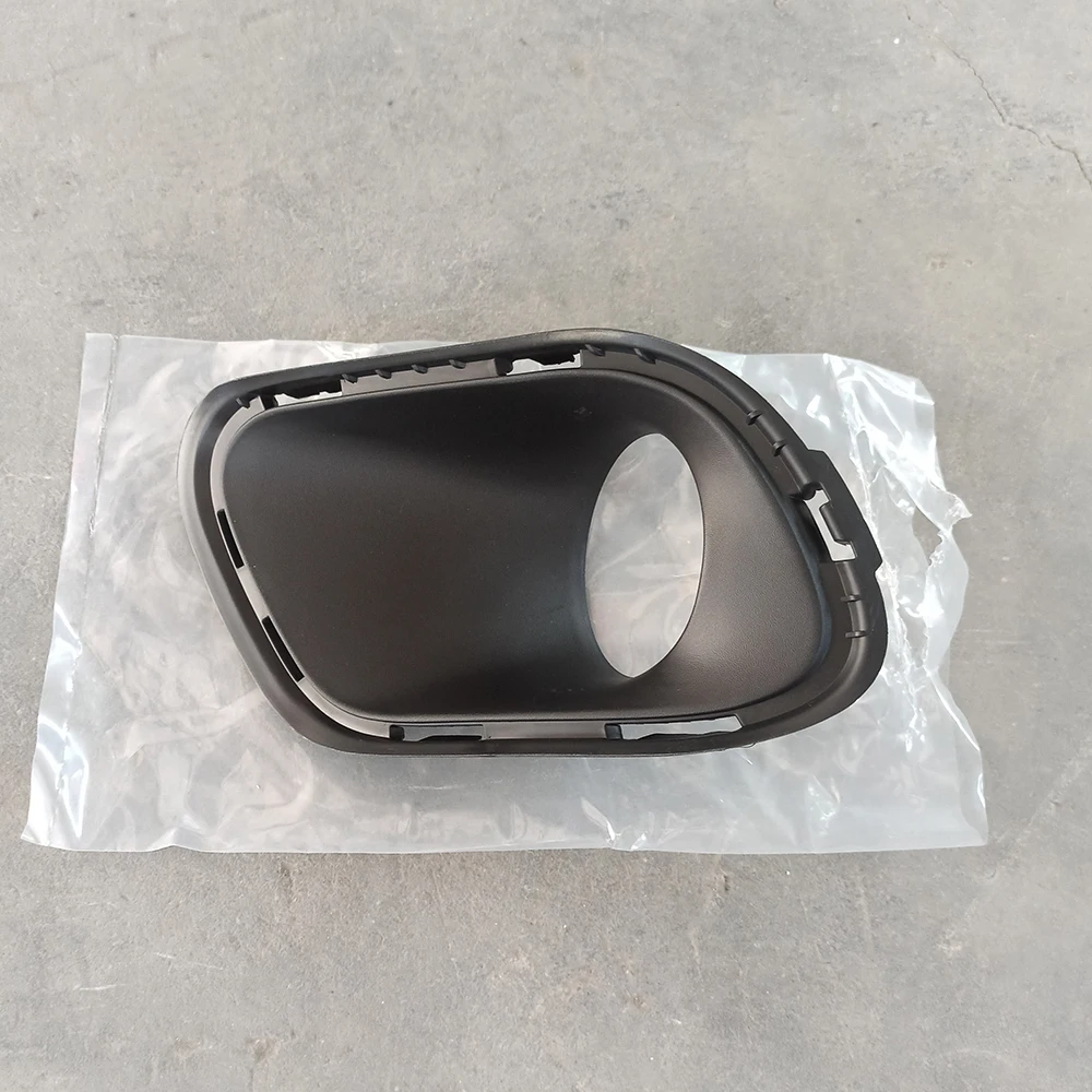 Car auto body spare parts Front fog light frame for Cherokee JEEP 2014 2015 2016 2017