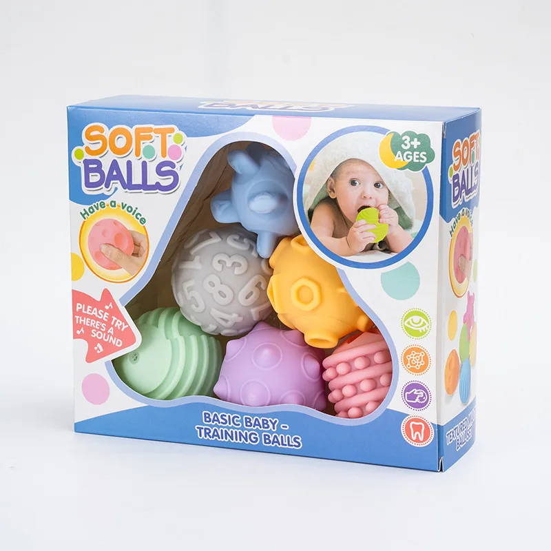 Детский развивающий мяч