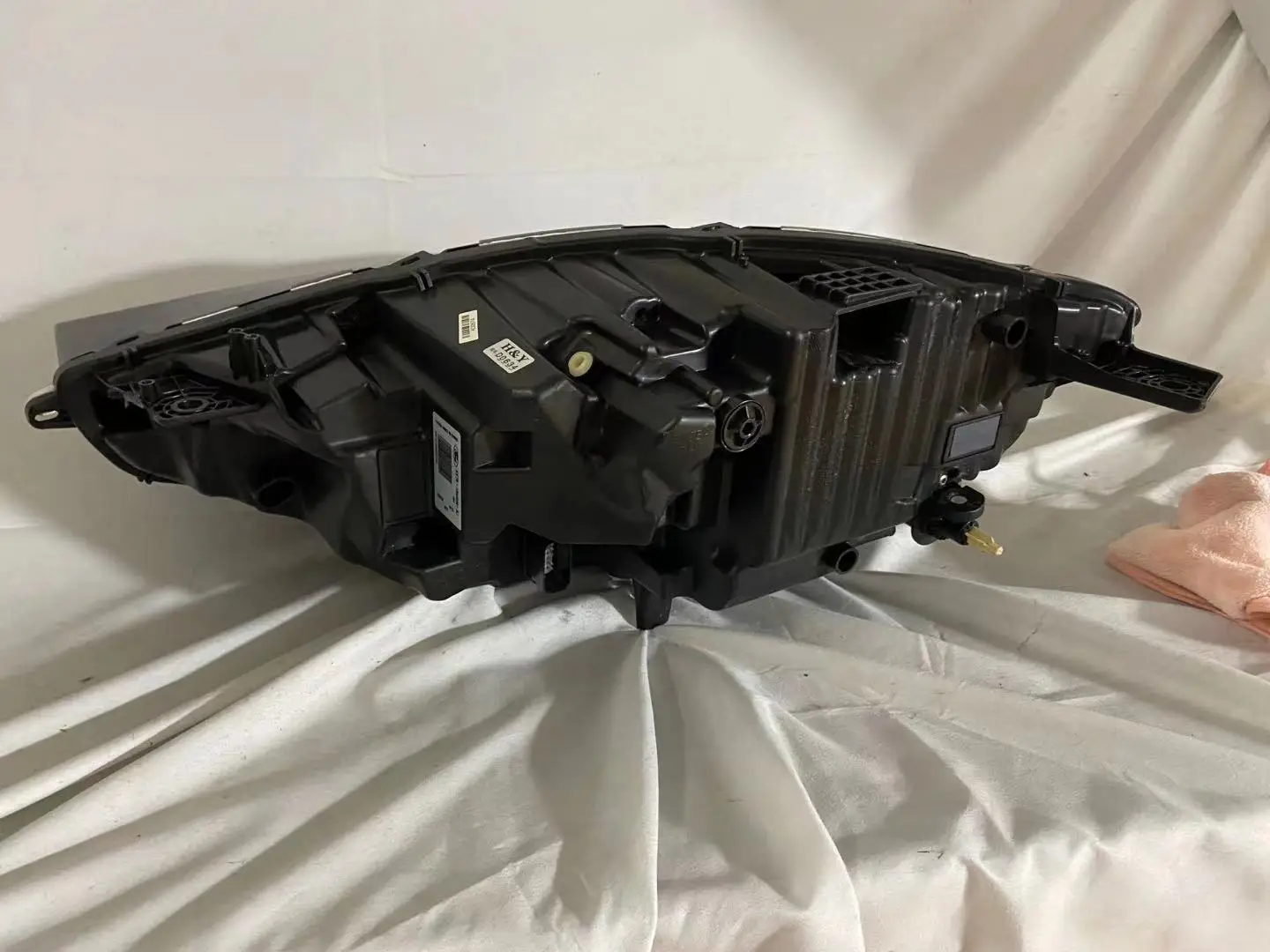 Ford Edge Headlights Factory LED Headlights with Day Running Lights for 20 New Are Equipped with Original 1 Piece 12V 12 Months