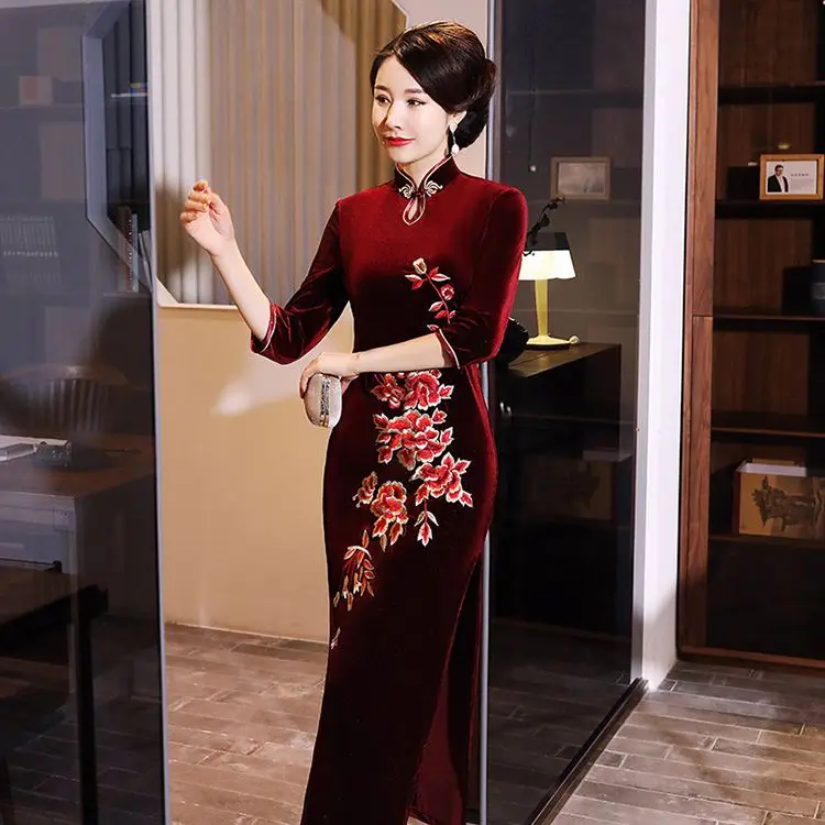 Cheongsam Women High Split Red Chinese Traditional Velevt Long Sleeve Qipao Cheongsam Dress For Party