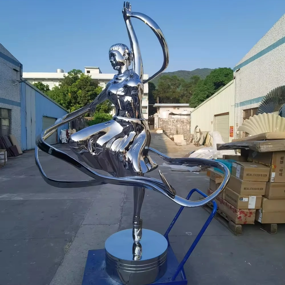 Outdoor Decoration Hand Craft Hotel Lobby Decoration 304 Stainless Steel Custom Made Woman Statue Abstract Sculpture