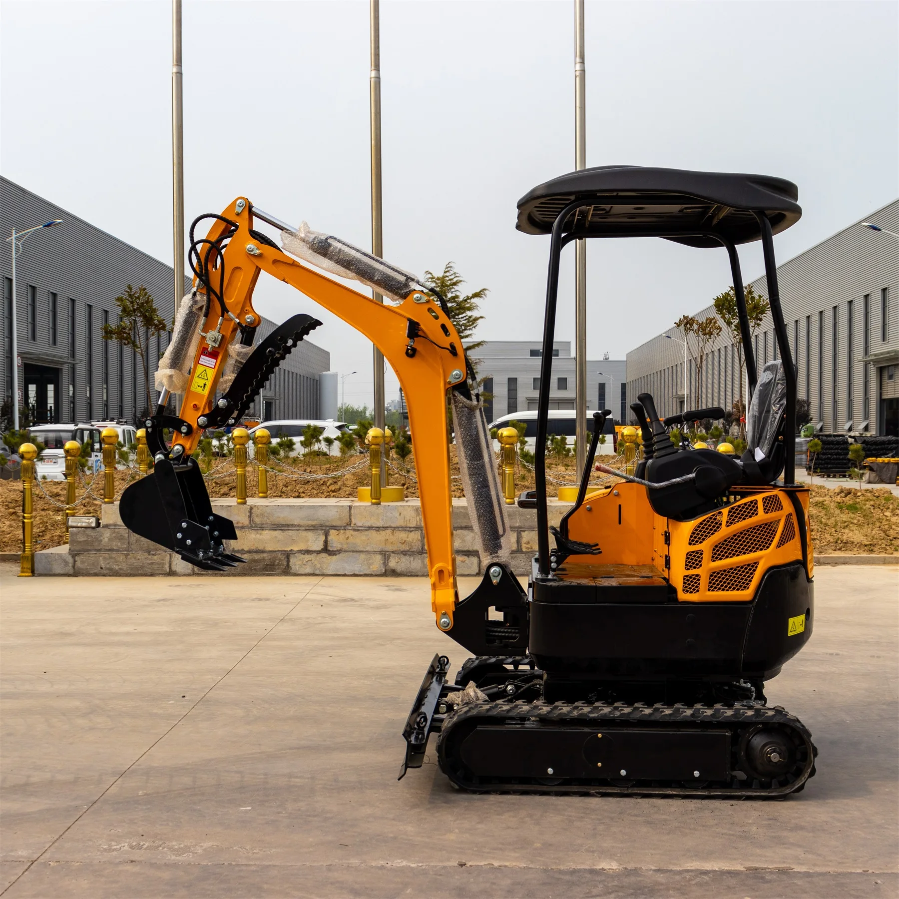 1000 Kg Small Mini Excavator Machine With Competitive Price And Hot Sale
