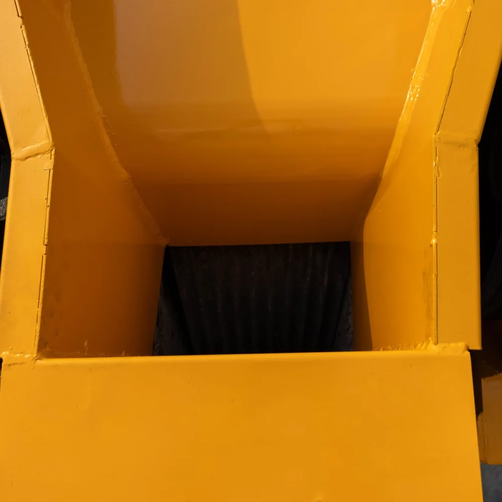 3-10 Ton Per Hour Rock Mineral Ore Powder Crushing Jaw Crusher Machine Portable Jaw Crusher