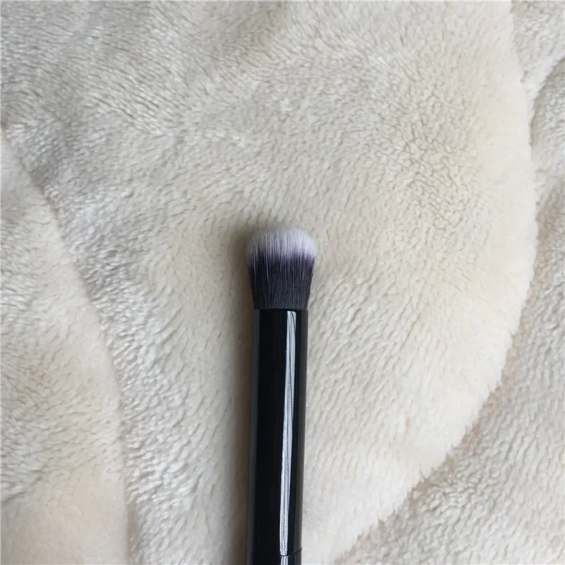 Double-Ended Eyeshadow Contour Makeup Brush BLACK Shade & Light Eye Smudge Smokey Liner Blending Beauty Cosmetic Tool
