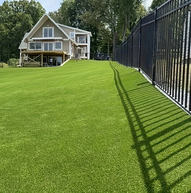 Китайский коврик из искусственной травы