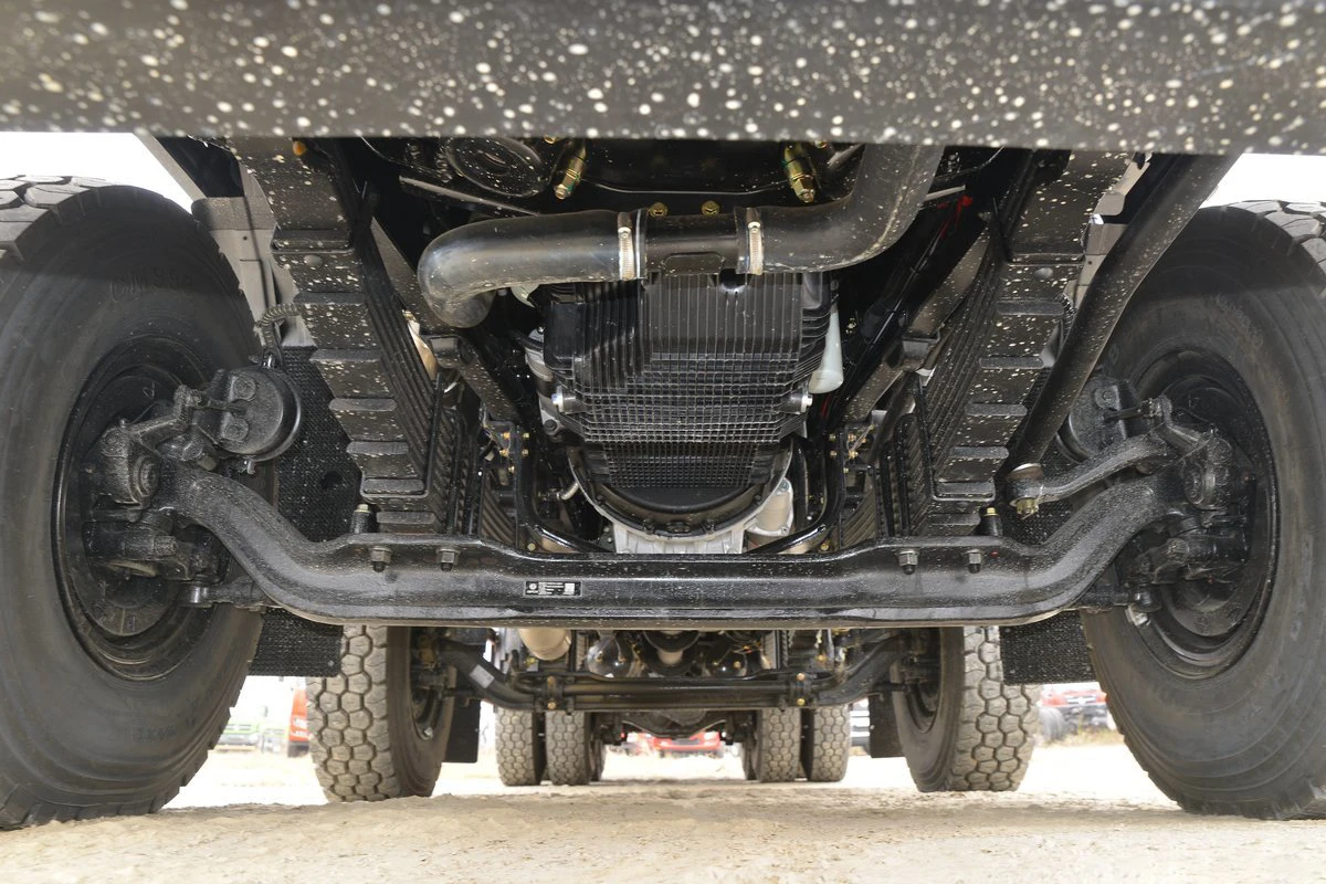 Разумная цена большой дизельный двигатель 8x4 евро 6 600 л.с. 28 9 куб. М 12 шин брутто 31 тонный самосвал
