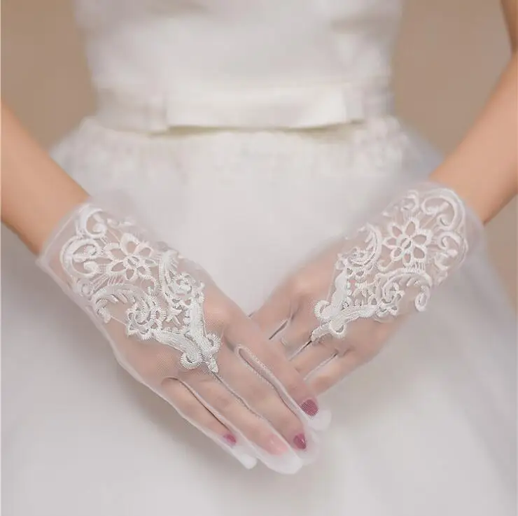 
YK1137A Wedding gloves white short lace gloves bridal wedding dress accessories 