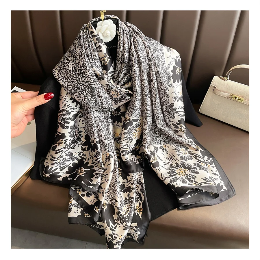 Attractive Checked Classic Hijab Imitated Cappa Miracle Floral Elegant Luxury Silk Scarves prints