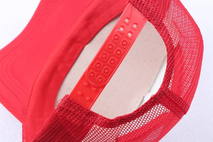 Korean Hot Selling Summer Smiley Face Cap Trucker Hat Embroidery Men Women Couple Net Cap Sun Shade Sport Baseball Caps