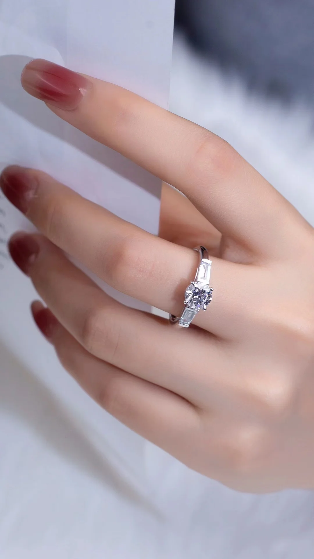 Four Prong Ring Side Edge with Emerald Cut Lab Created Diamond 18k Gold CLASSIC HY Round White Gold Engagement Bands or Rings