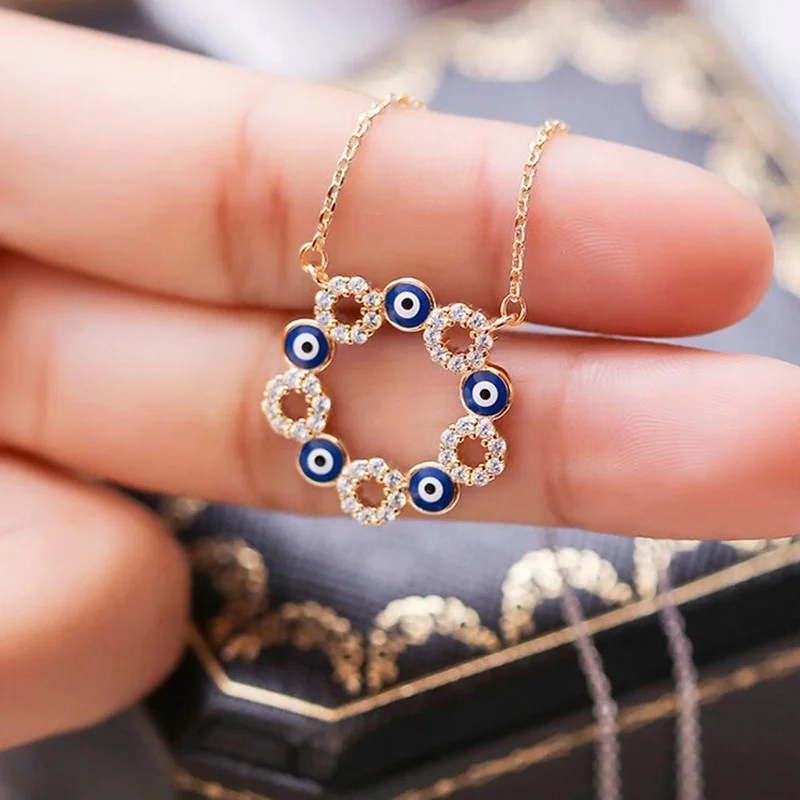 Fashion personality drop glue devil eye ladies necklace star same style copper necklace