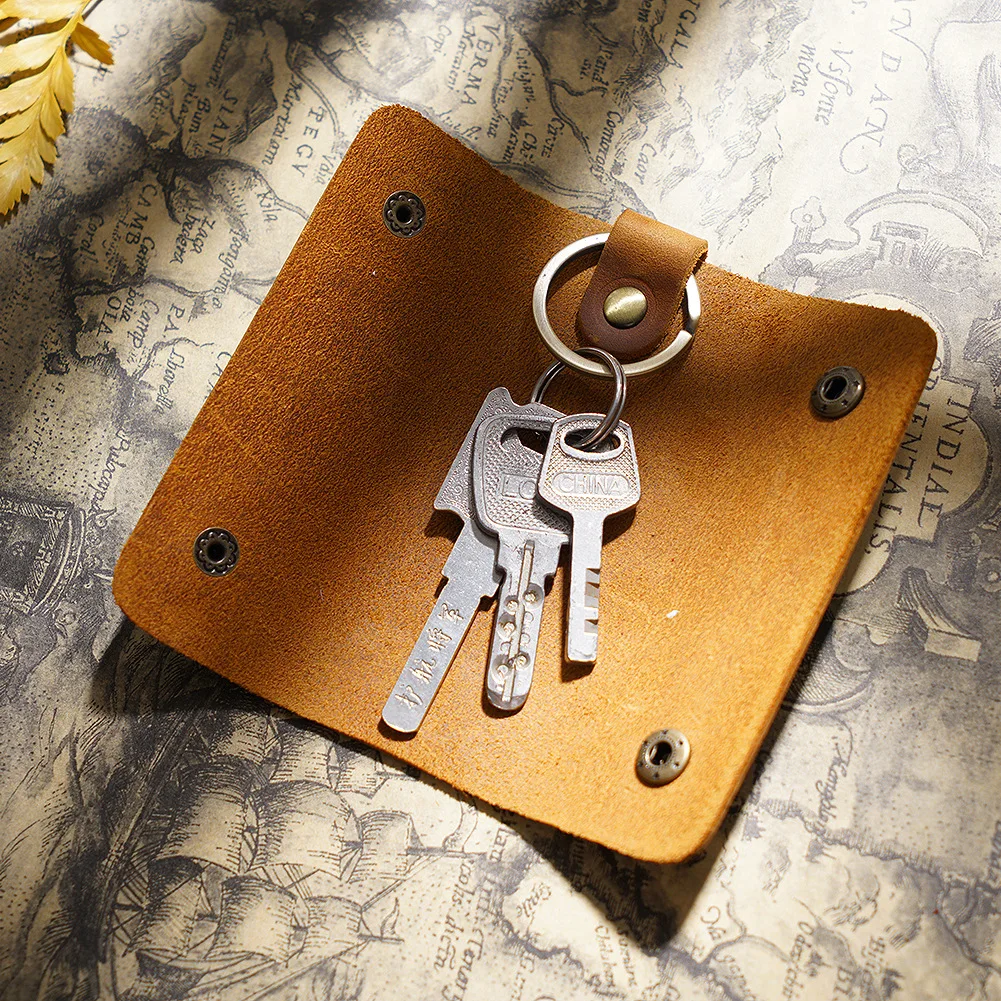 Vintage Full Grain Cowhide Key Ring Sleeve Durable Button Small Keychain Bag Car Case Fashion Key Pouch Free Sample Custom Logo