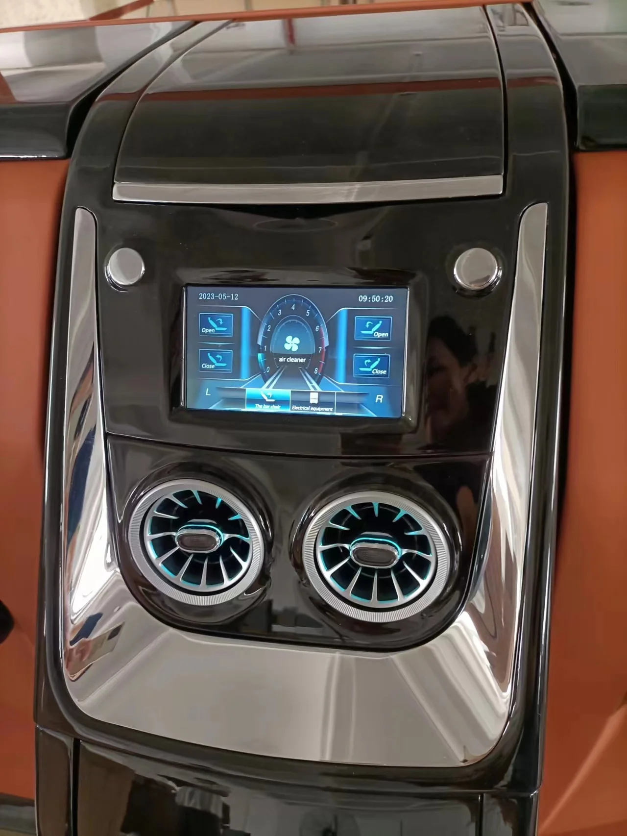 China Factory high Quality Luxury Van seat VIP partition TV bar leather custom hidden bar jumping seat for Mercededs V class Vit