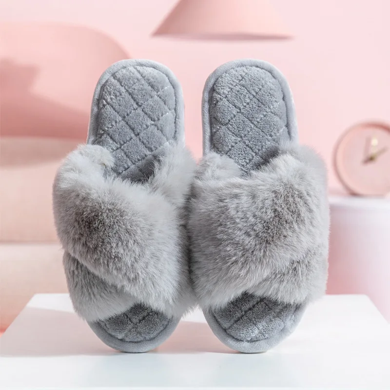 Selling well all over the world various types of low price winter warm plush home slippers for woman