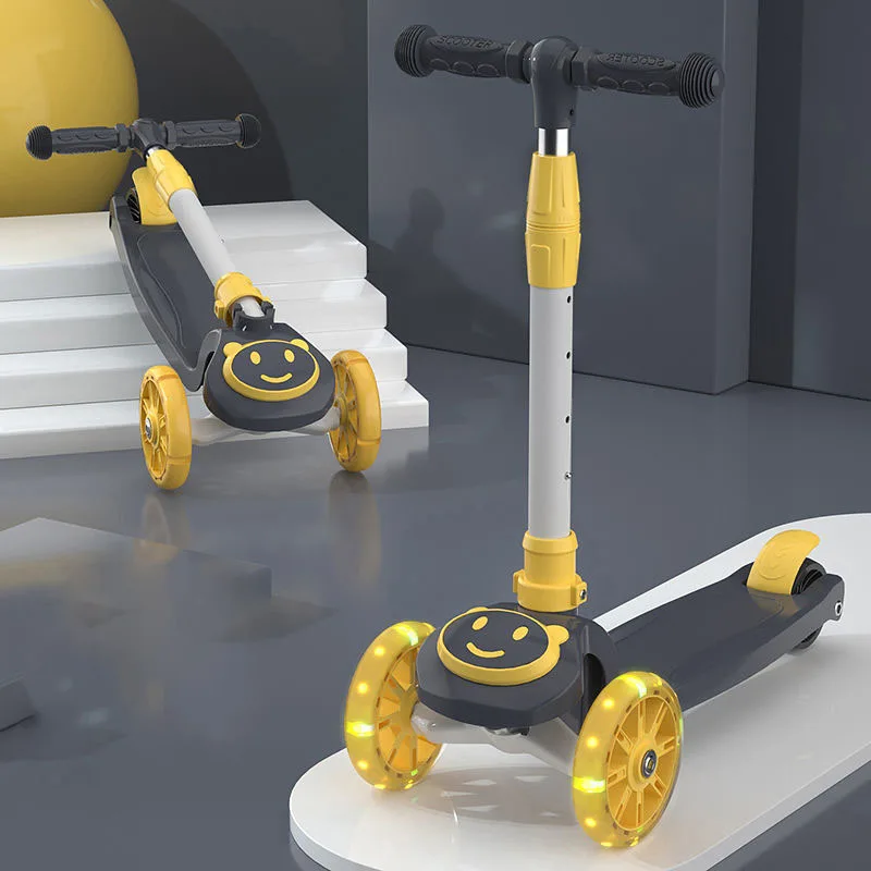 Wholesale high quality multi-functional three wheel kids design kick scooter deluxe