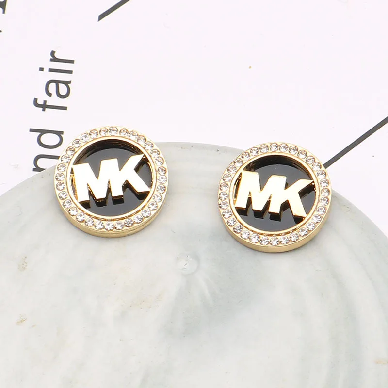 
New Arrival Designer Jewelry Brand Earrings Luxury Letter Gold Stud Earrings for Women Jewelry Making 
