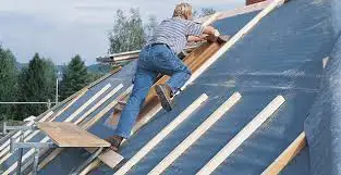 under the asphalt shingle Folie de difuzie/Folie anticondens