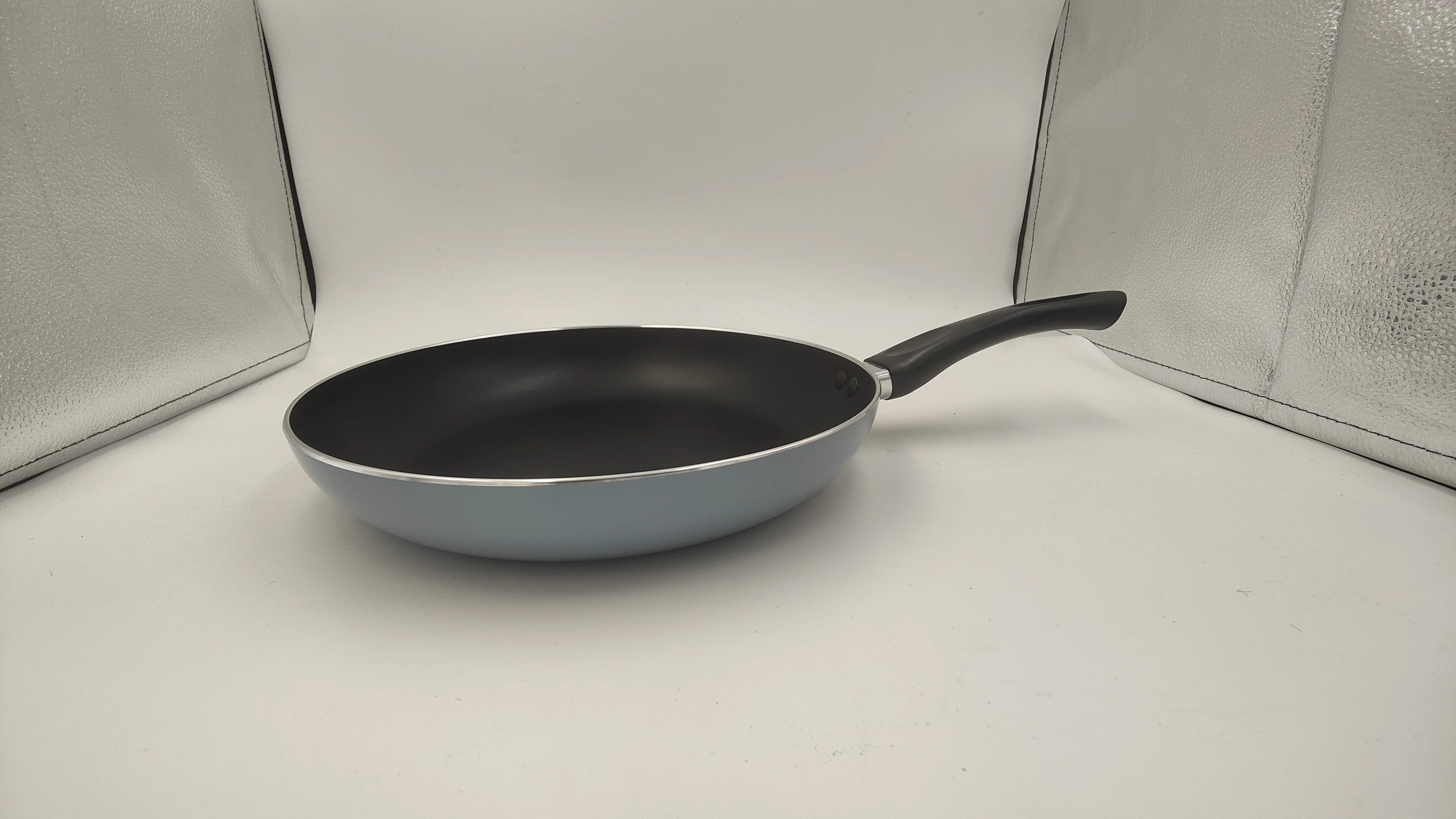 Aluminum non-stick wok pan 30cm