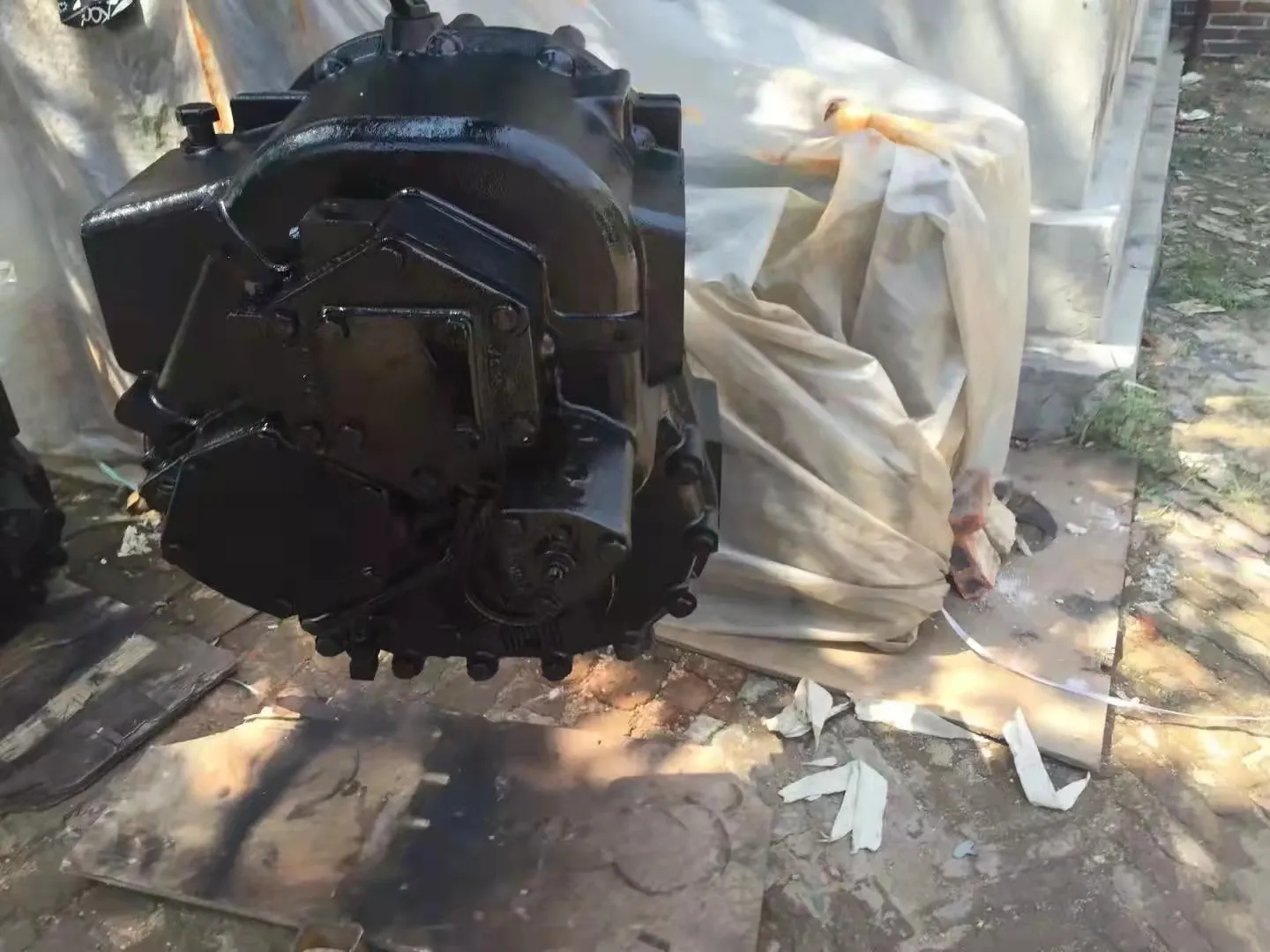 ZQC2000  47B Front drive axle transfer case  Full drive axle gearbox