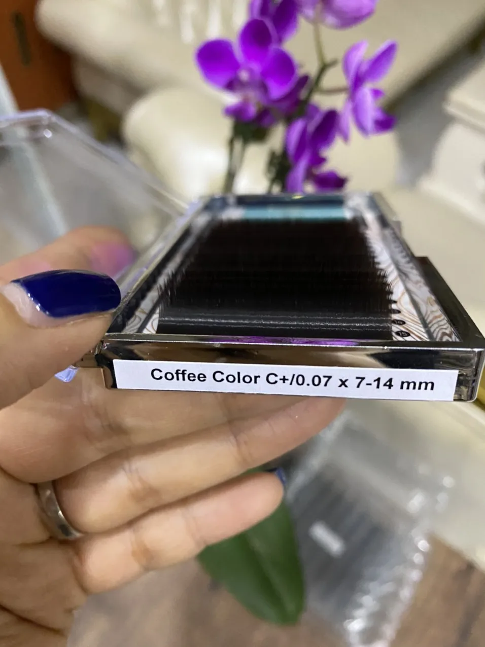 
hot sale!!! Super premium coffee fiber mink & silk eyelash extension tray good quality Korea of the manufacturing in Vietnam 