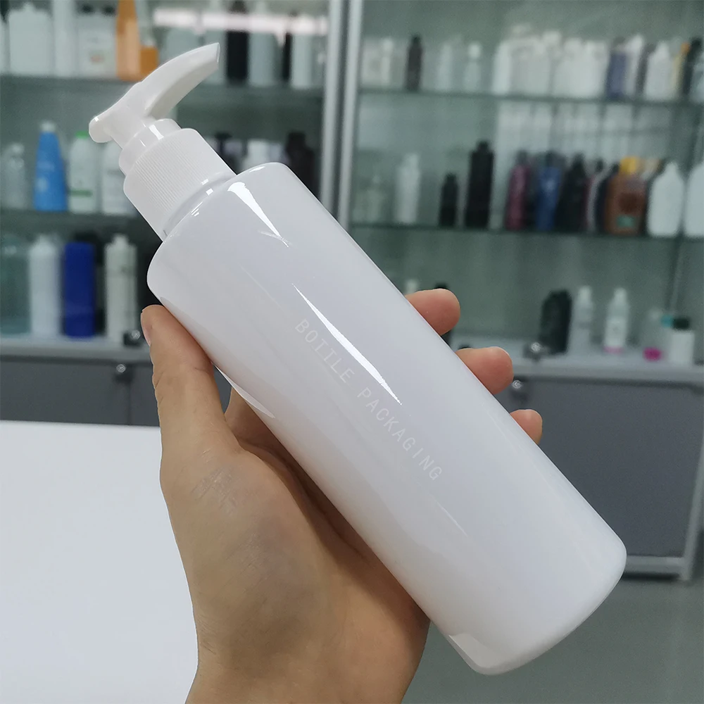 Beauty Packaging Cylinder 8oz 250ml White Clear Body Lotion Bottle Plastic PET Shower Gel Shampoo Bottles With pump