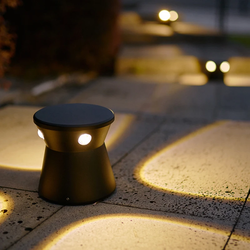 
IP65 Waterproof Outdoor Villa Landscape LED Garden Aluminum Column Lawn Lamp 
