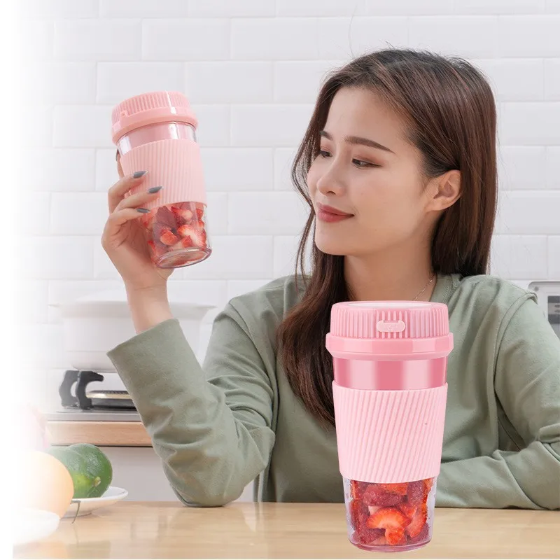 Wholesale Mini Fresh Smoothie Extractor Mixer Machine Portable Juicer Blender