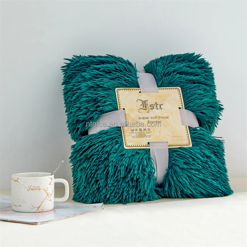 Длинное одеяло из искусственного меха зеленого павлина