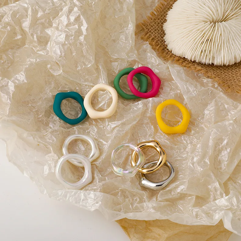 Korea minimalist popular design resin polygon texture ring color acrylic ring cheap rings wholesale