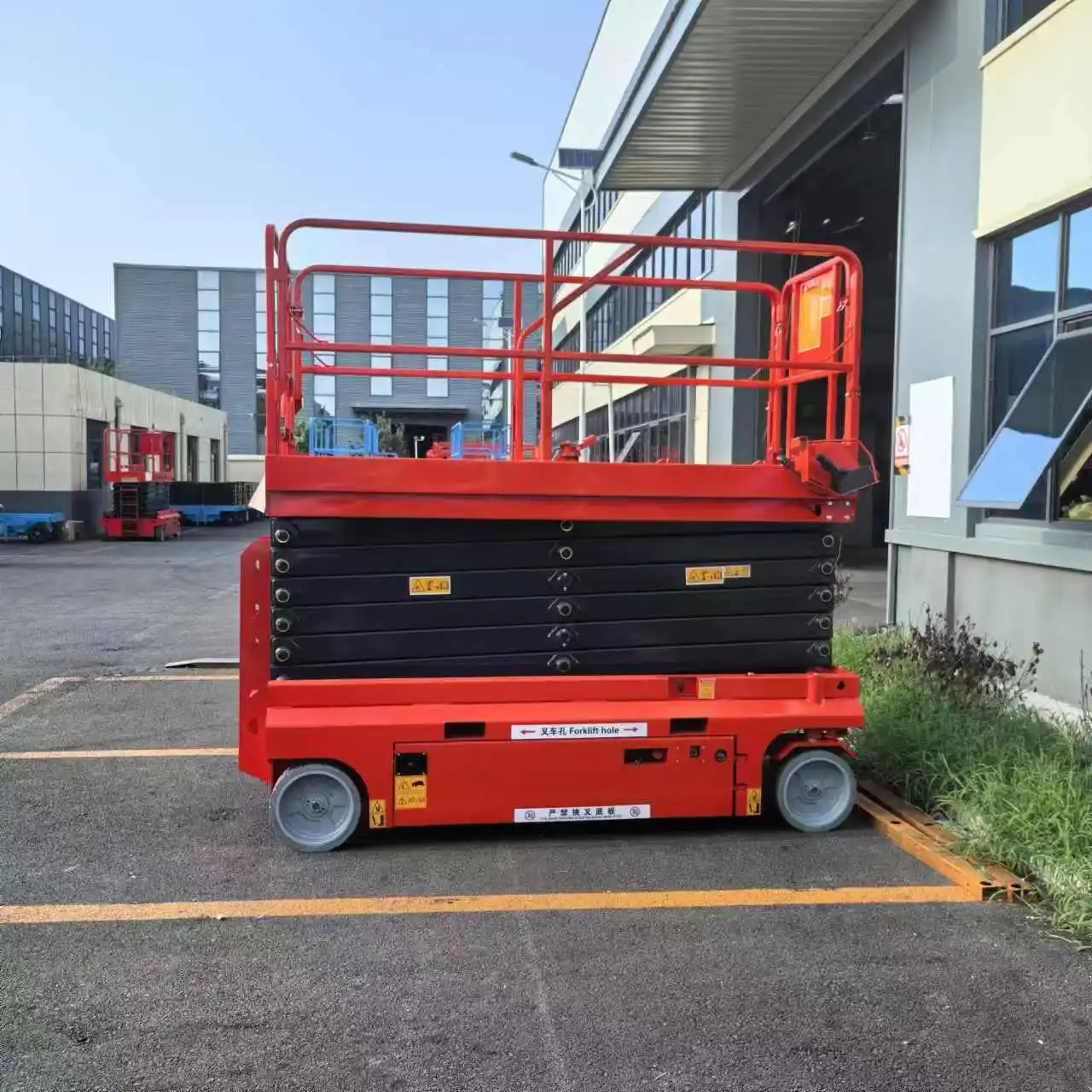 P-0164 Electric scissor lift 4-18m Aerial platform 6m 8m 10m 12m 14m Skylift Mobile Lifter Scaffolding Hydraulic scissor lift