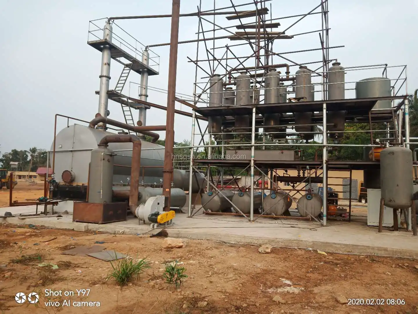 Green technology Waste engine oil convert crude oil  to diesel and gasoline distillation machine with 10 TPD