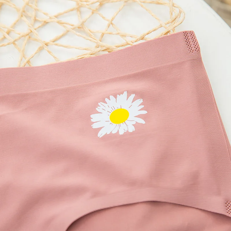 Hot selling ice silk daisy graphene panties for ladies seamless thin mid-waist cute girly briefs