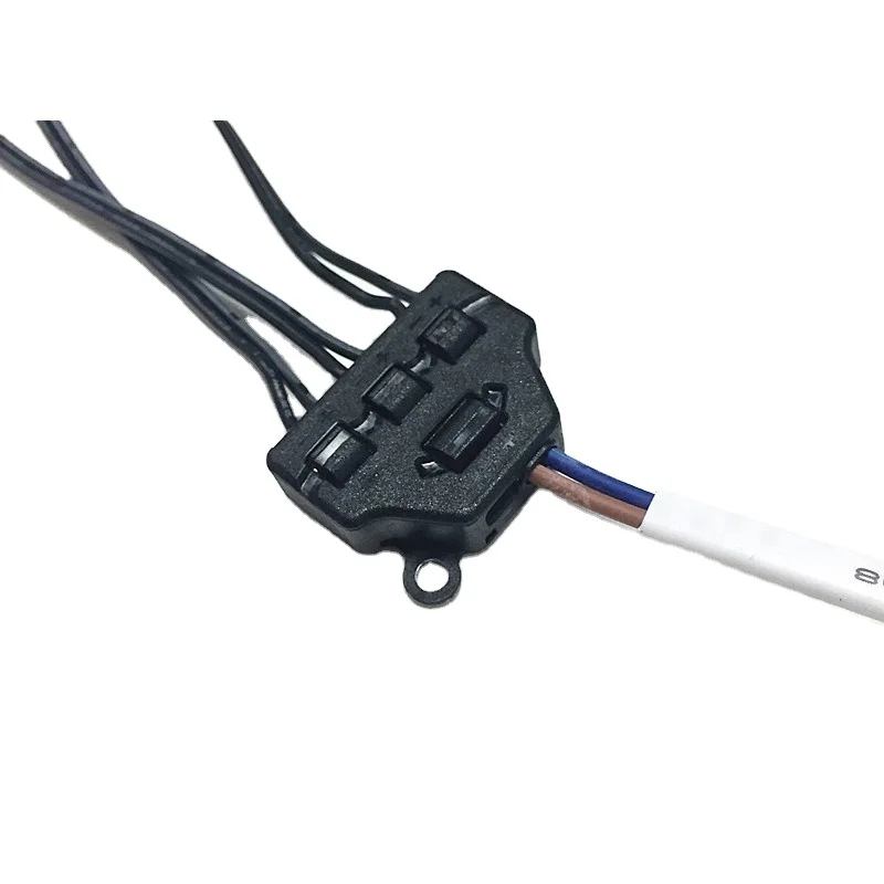 
 Новый продукт, разветвитель проводов с быстрым подключением 1 в 3 выхода  