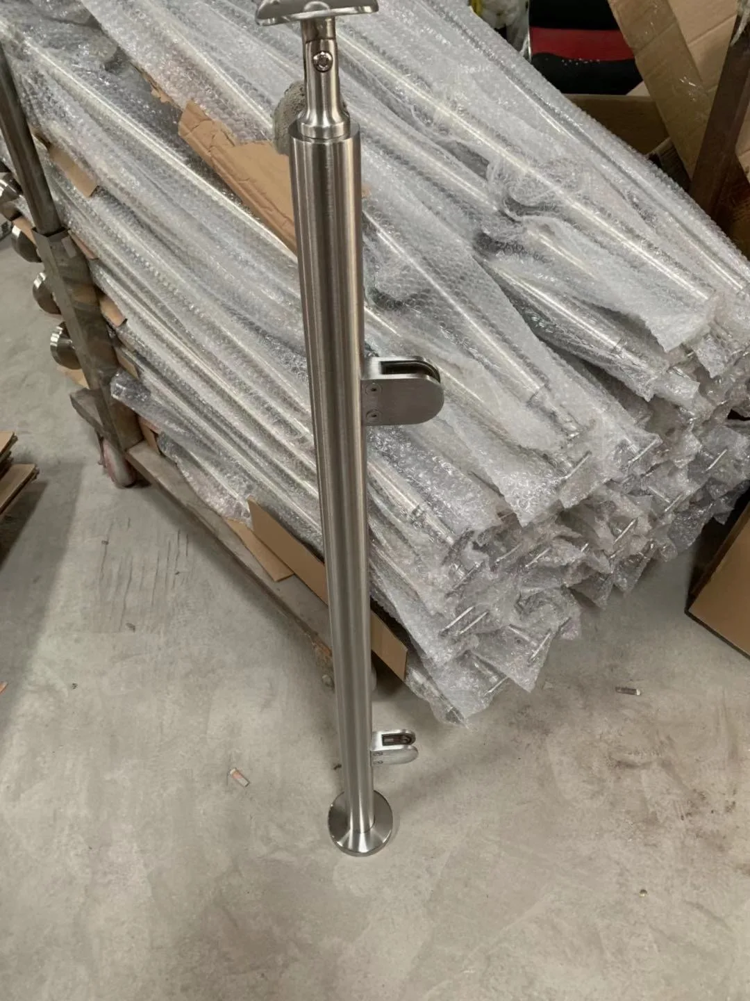  high quality 316 316L stainless steel indoor outdoor frameless handrail railing stair case balustrade pole