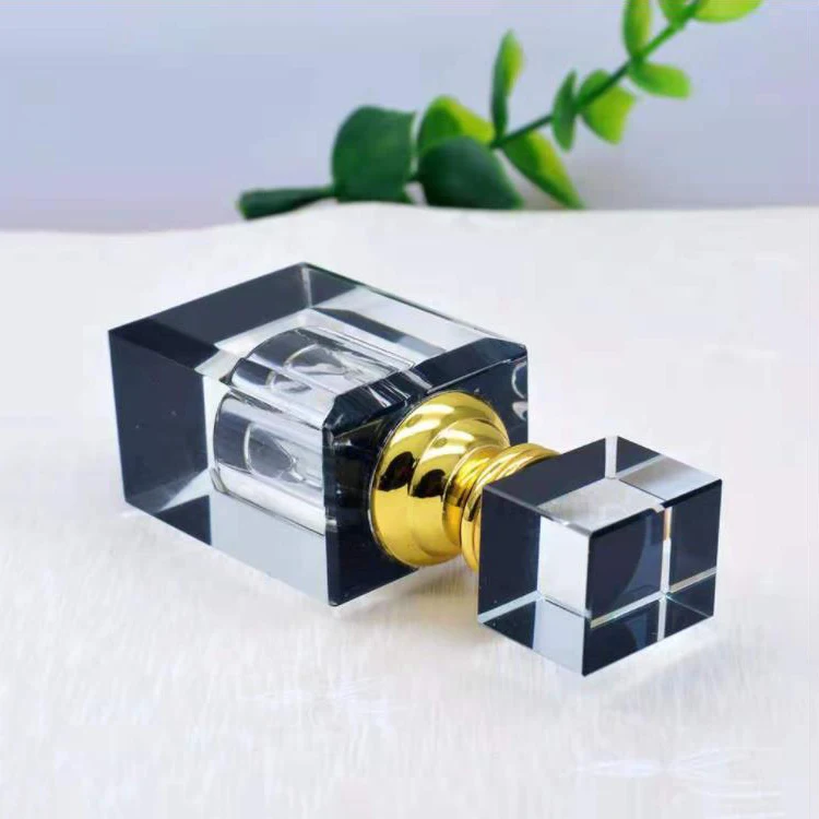 Wholesale Modern Dropper Packaging 1ml 2ml Luxury Home Centerpiece Mini Empty Crystal Perfume Oil Bottle