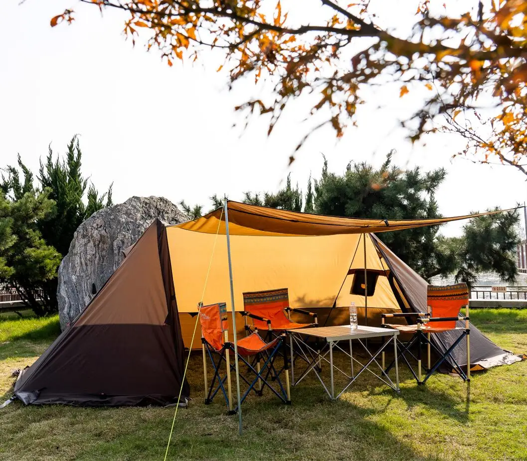 2023 new arrival  big tarp tent 4-6 persons tent