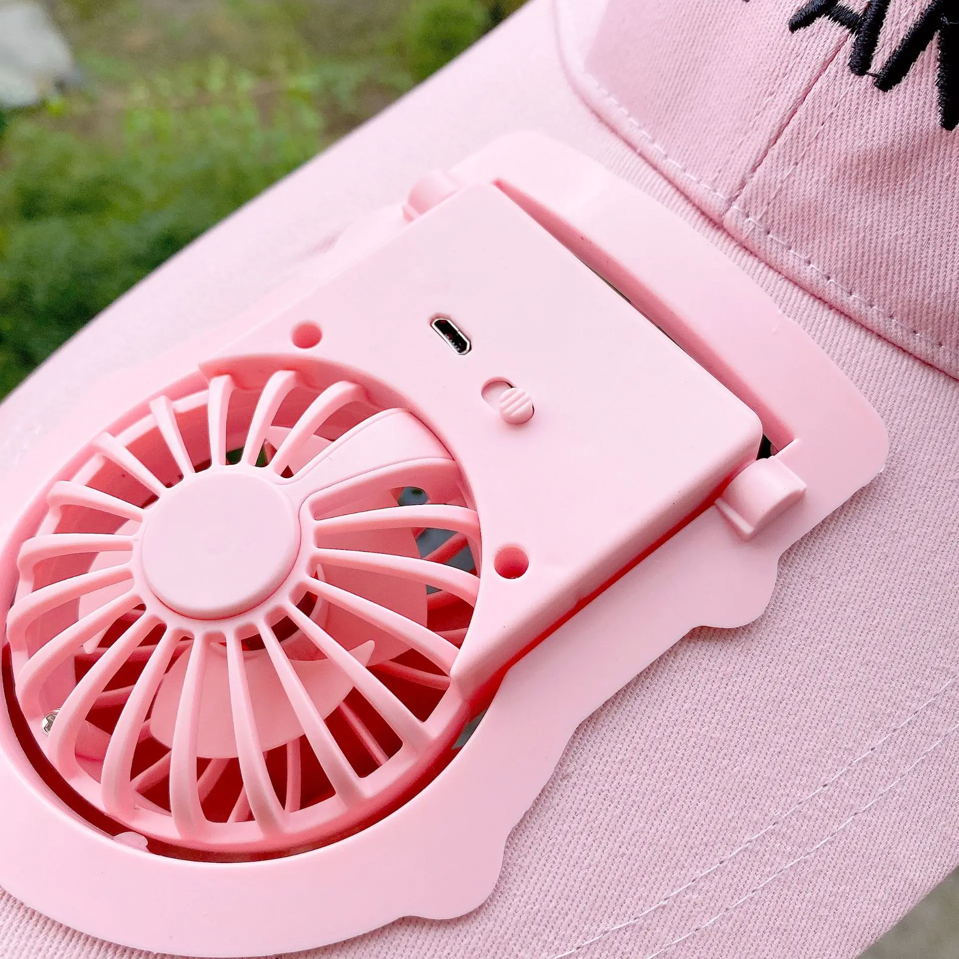 Portable USB Charging Fan Cap Hat Sunshade  Mini Battery Hat Fan baseball Cap with Small Electric Fan