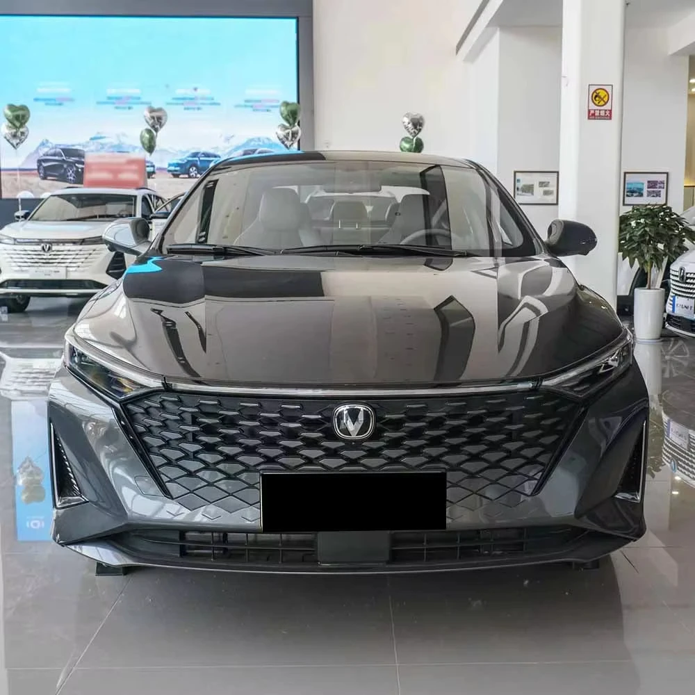CHANGAN Car REATON PLUS Petrol Sedan Vehicles Gas Car dubai Compact Sedan low price WithGearbox