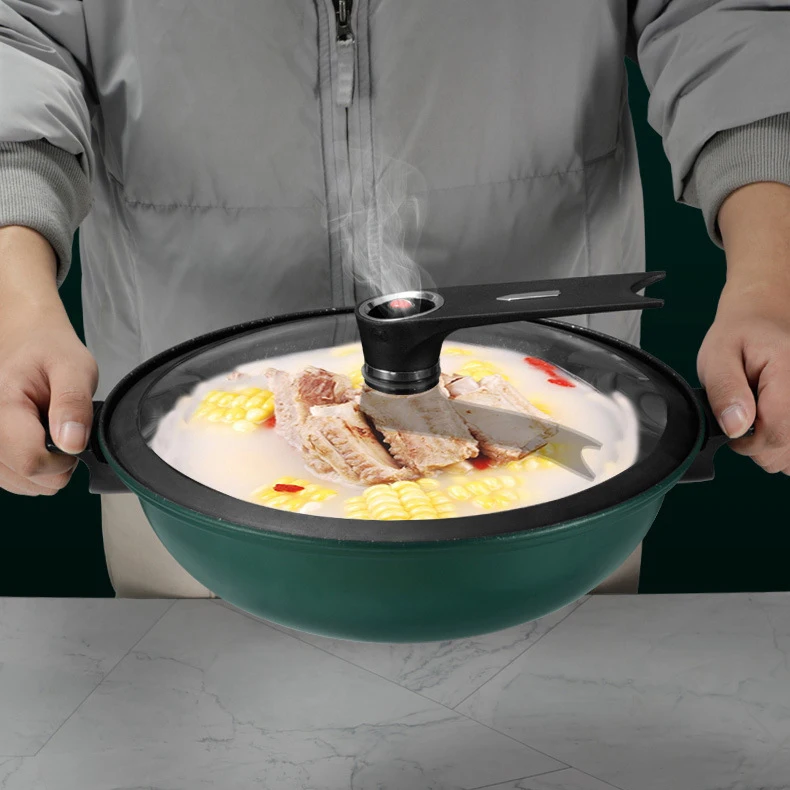 Household gas stove induction cooker universal cooking frying pan flat-bottomed non-stick pan