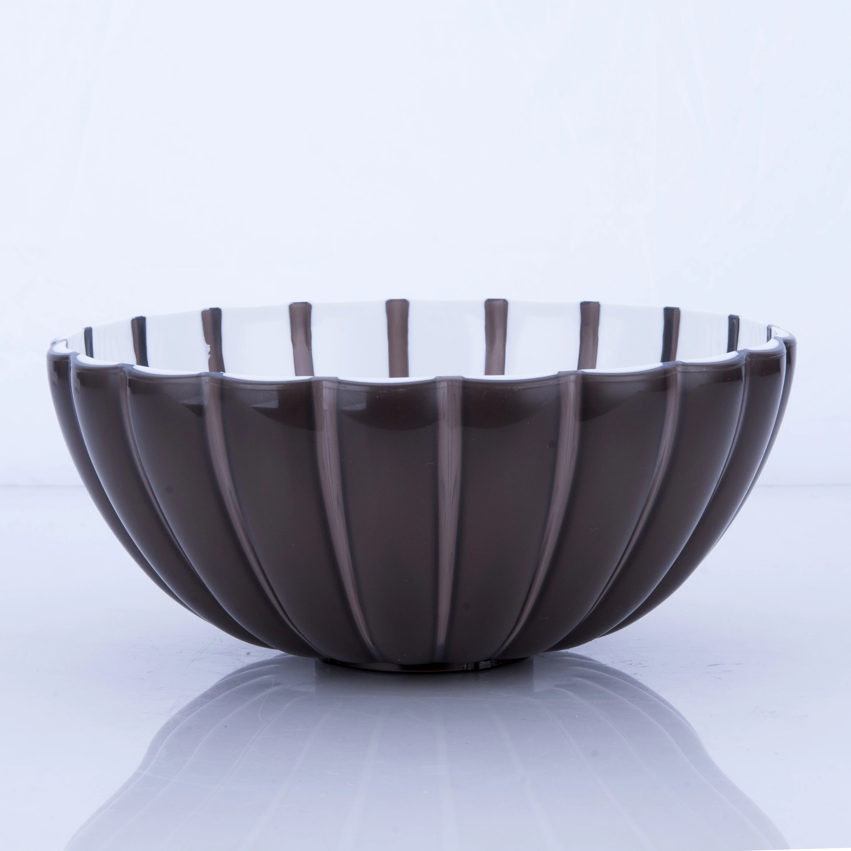 Newest Design Accept Packaging Customization Plastic Decoration Fruit Crystal Dish