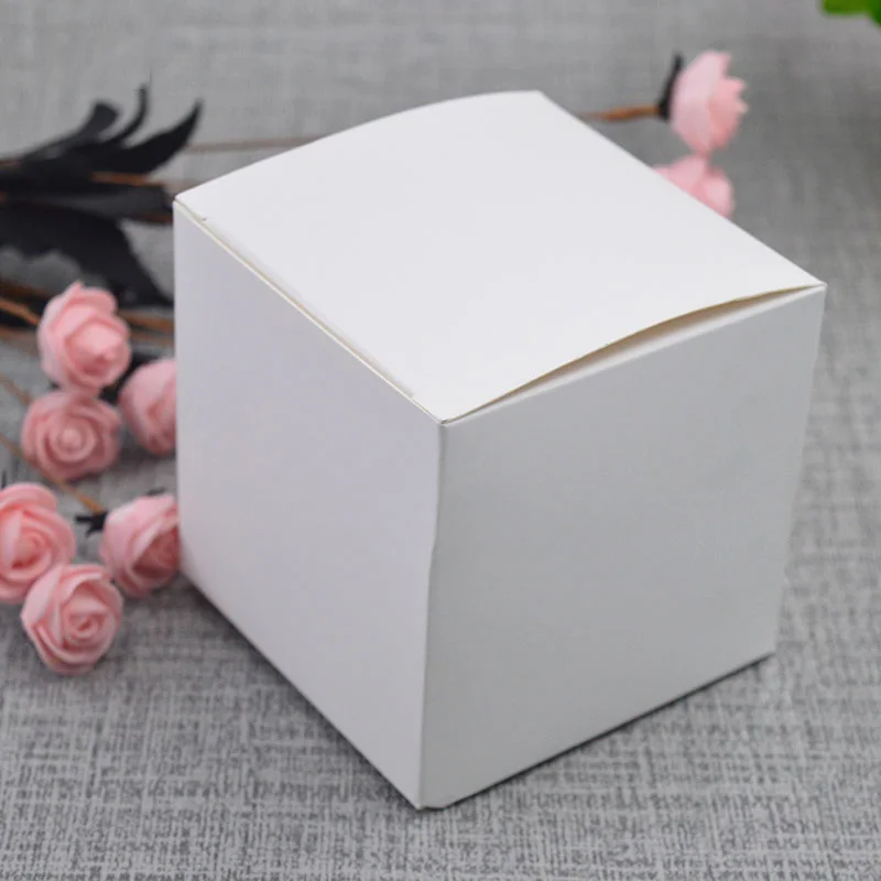50pcs kraft paper packaging box Black/White/Kraft Paper Square Candy Box Wedding Party Favor Gift Boxes black cardboard boxes