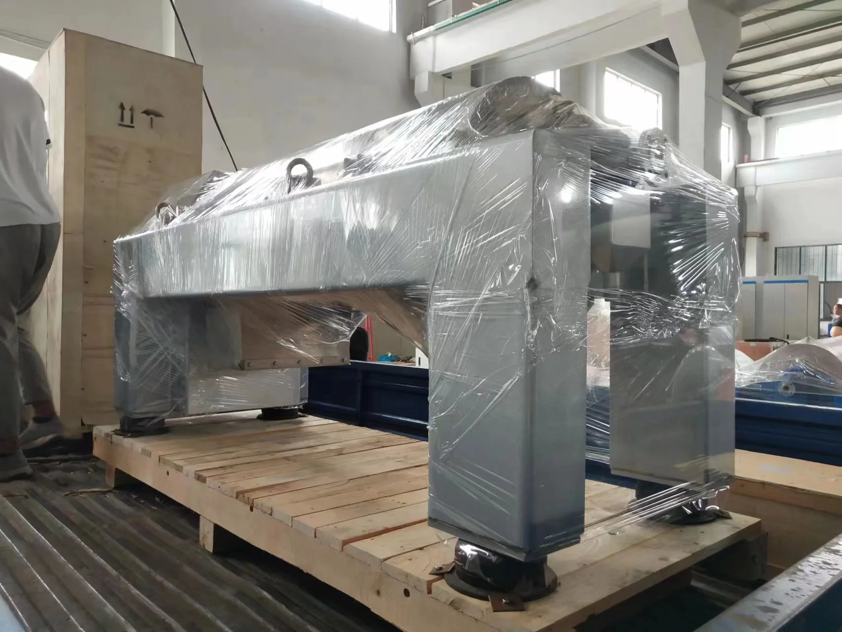 Three Phase Waste Oil Treatment Centrifuge Decanter Equipment Centrifuge Oil Machine