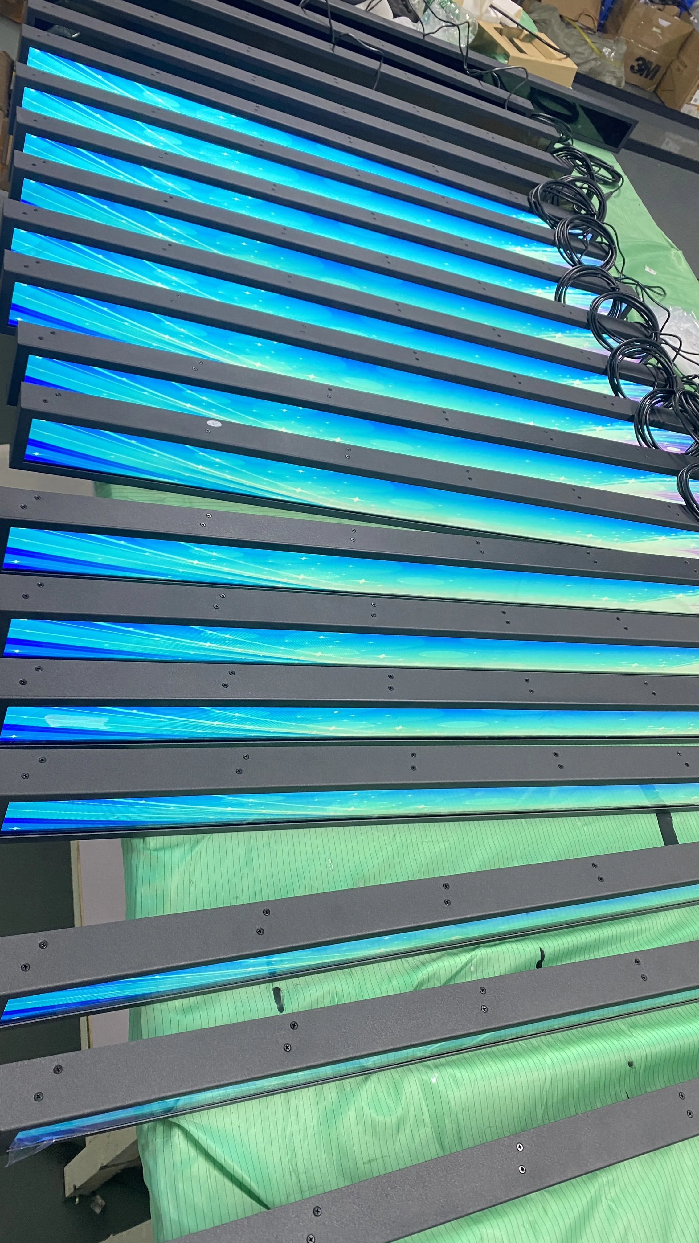 15.4 inch stretched Bar LCD advertising displays player LCD commercial Ultra stretched bar lcd display