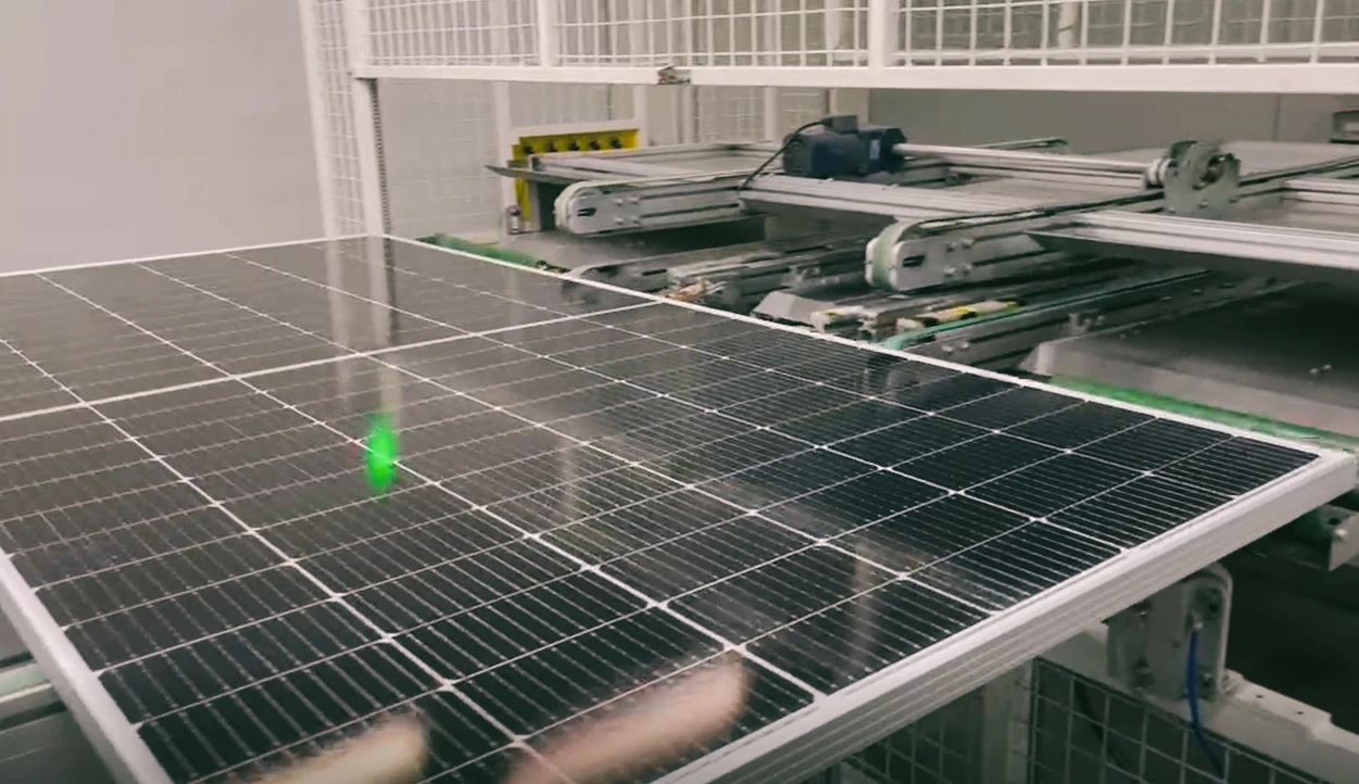 Powitt  monocrystalline silicon hot sale 700w manufacturers in china solar panel