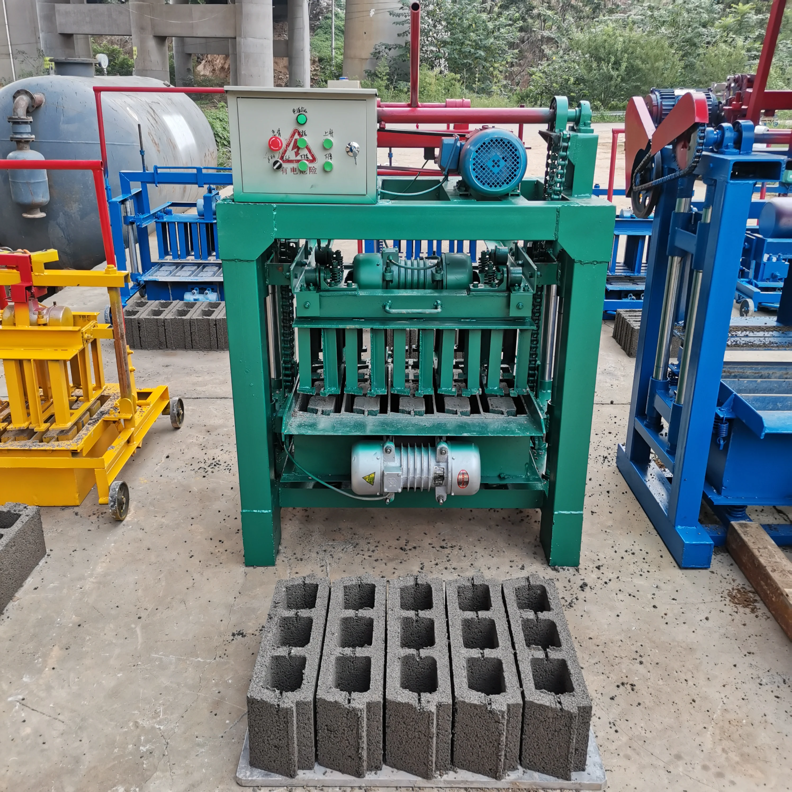 Cement Block Making Machine 4-35 Concrete Block Machine Cement Brick Making  Hollow Block Making Machine
