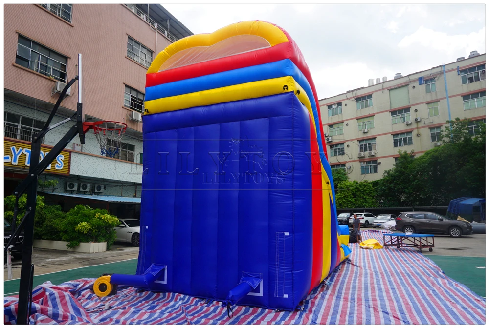 Aufblasbare Rutschen fuer Kinderparks und Unterhaltungszentren