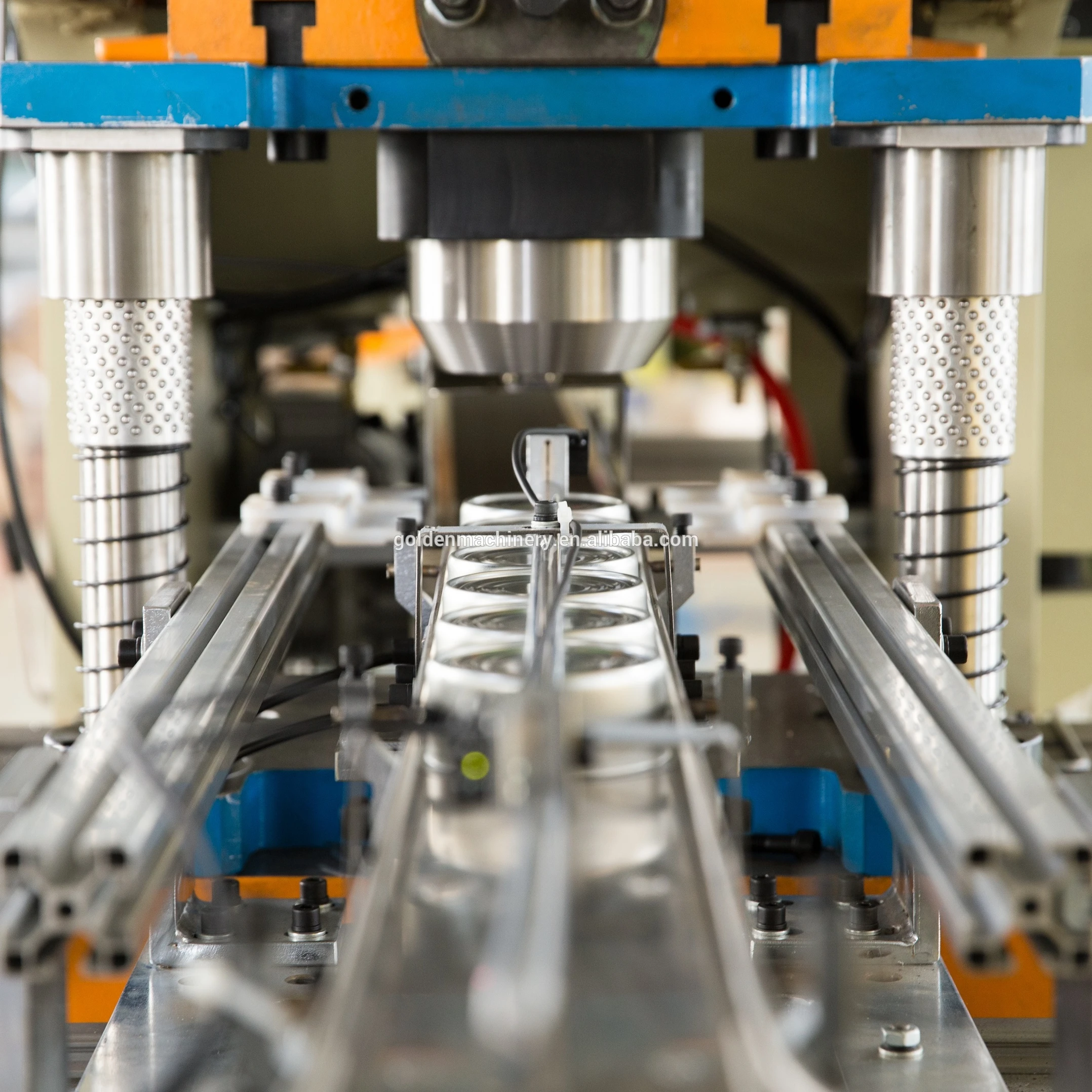 Машина для производства консервированного мяса 2 шт.